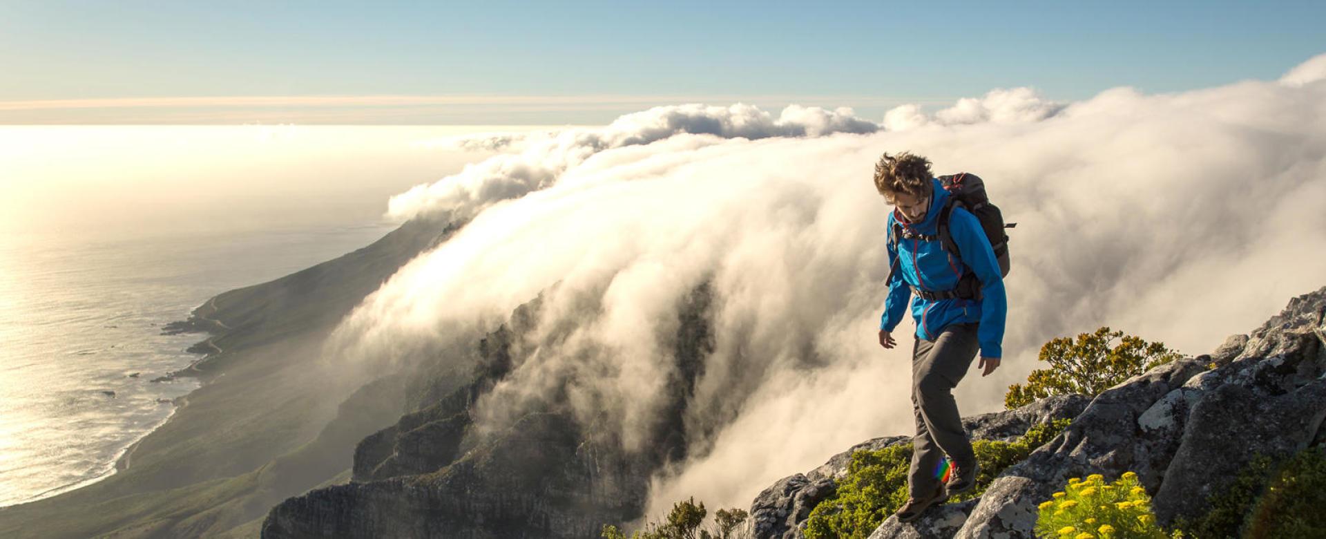 多参与户外爬山克服恐高,登山如何预防严寒
