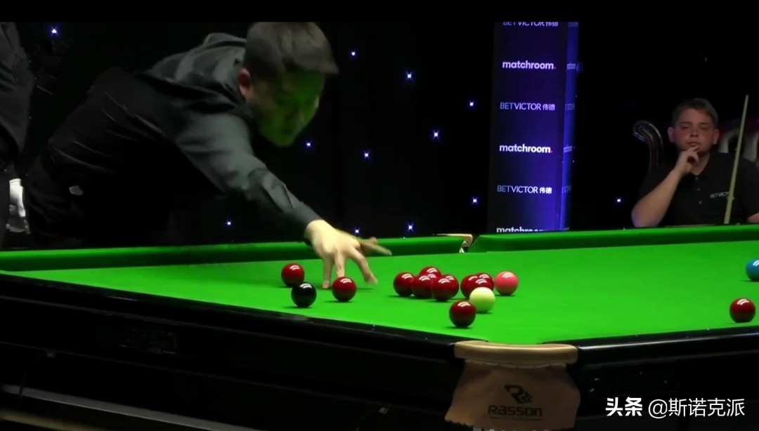 白朗宁冠军联赛,白朗宁比赛