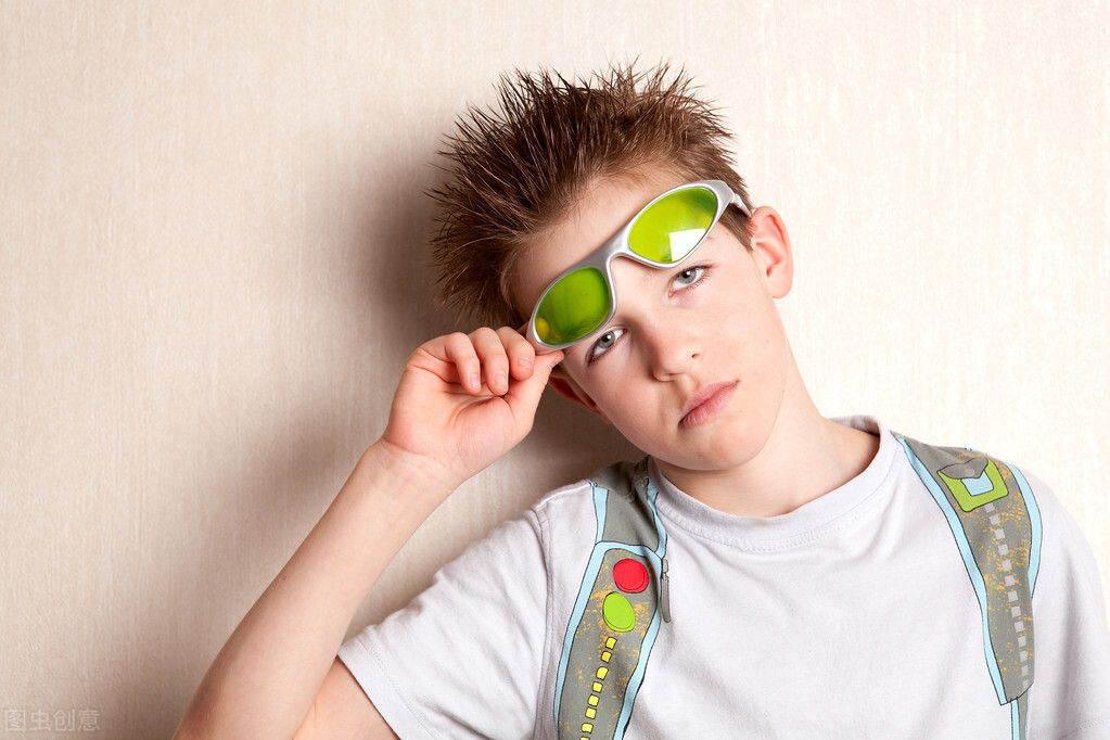 小学生缓解眼疲劳眼药水排行,小孩用眼疲劳要不要点眼药水