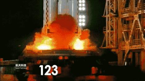 对已婚女人表白她很紧张,她想跟你表白