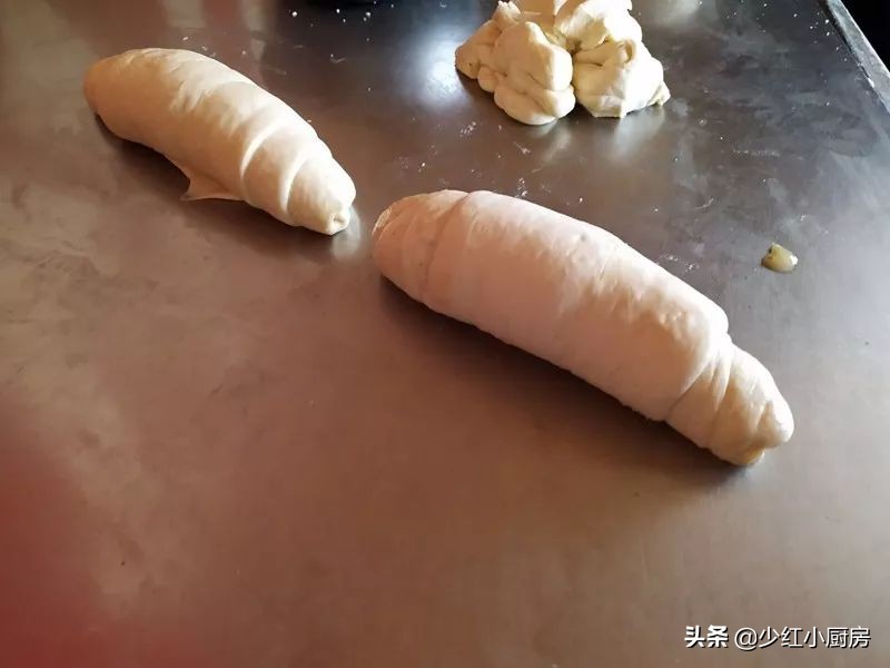 打烧饼的配方烤饼,做烧饼手法和配方