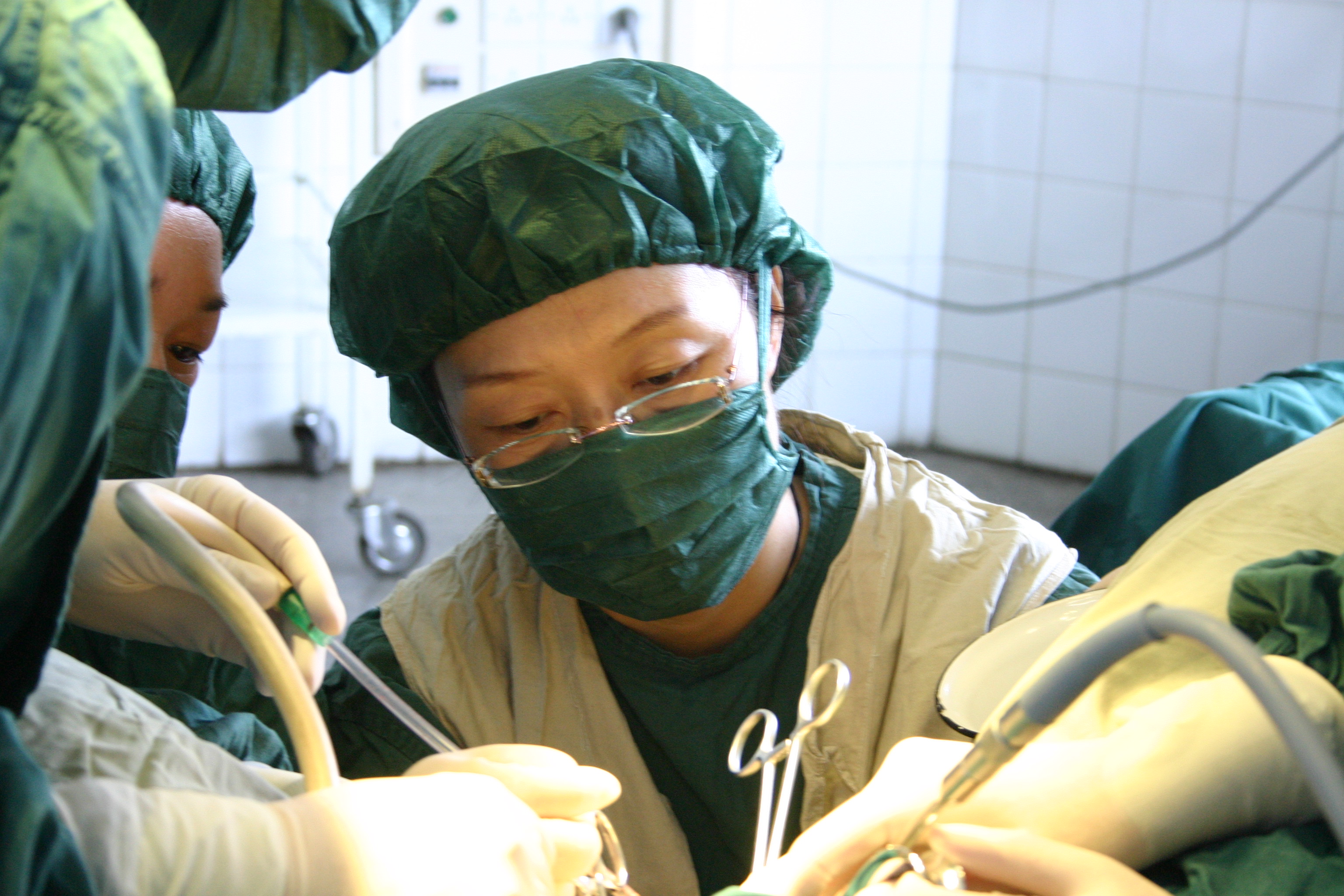 半边天的专属温柔——沈阳市第四人民医院妇产科为78岁高龄女性成功施行阴式手术