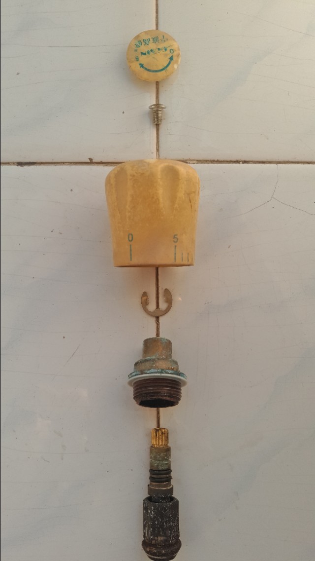 暖气片阀门维修,维修暖气片价格表