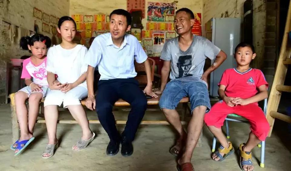 80后校长,80后校长教育故事