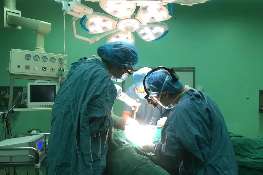 整形外科疤痕门诊,青岛附属医院整形科疤痕修复