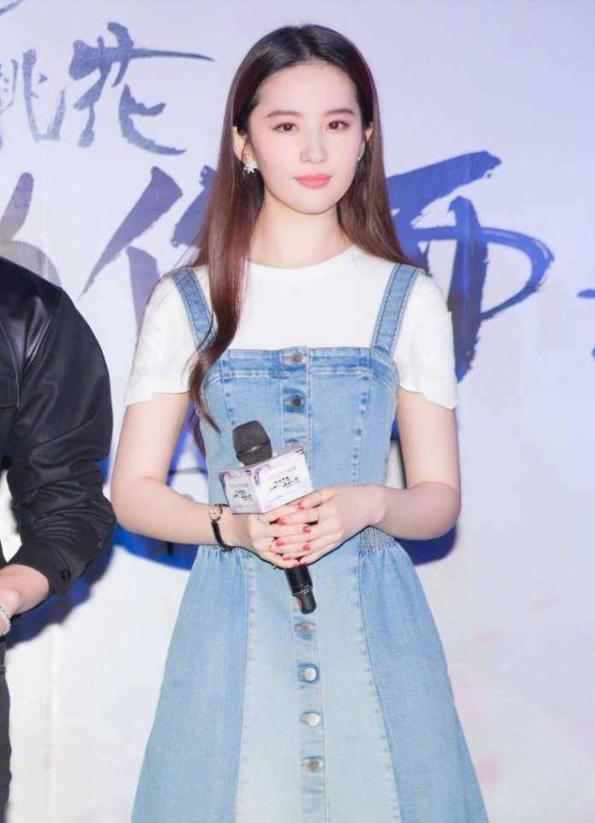 刘亦菲妆容穿搭,刘亦菲木兰妆仿妆