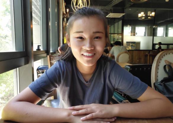 补课被叫停后，新兴行业应运而生，为避免中考分流妈妈豁出去了