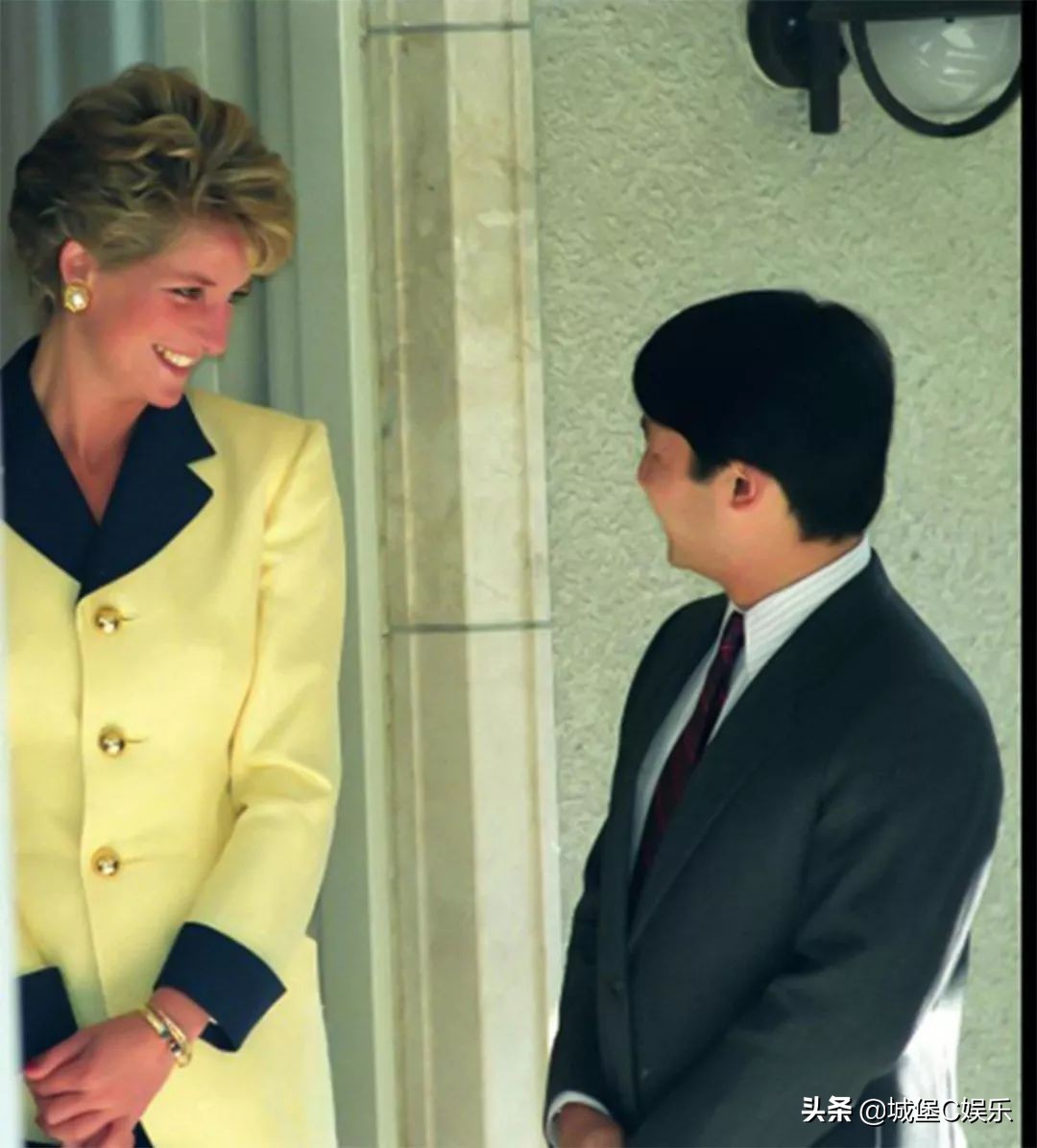 戴安娜和雅子第一次见面,雅子妃和戴安娜1995见面