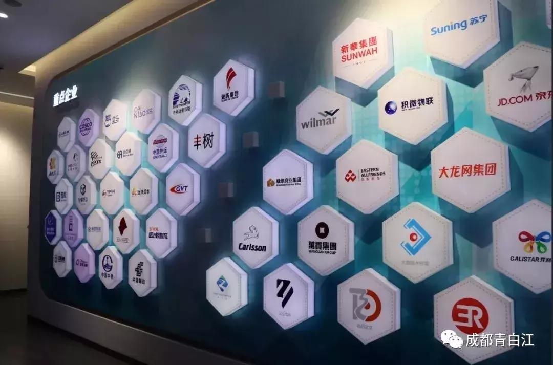 改革开放四十年后四川成都,改革开放初期的绿皮火车站