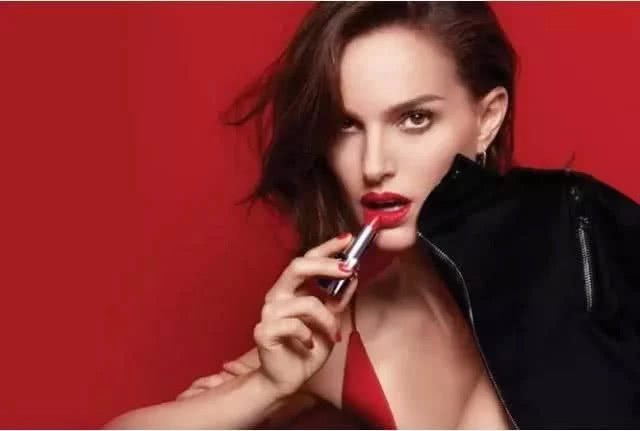 还在纠结选什么款式颜色吗,还在犹豫如何抉择其实根本无所谓