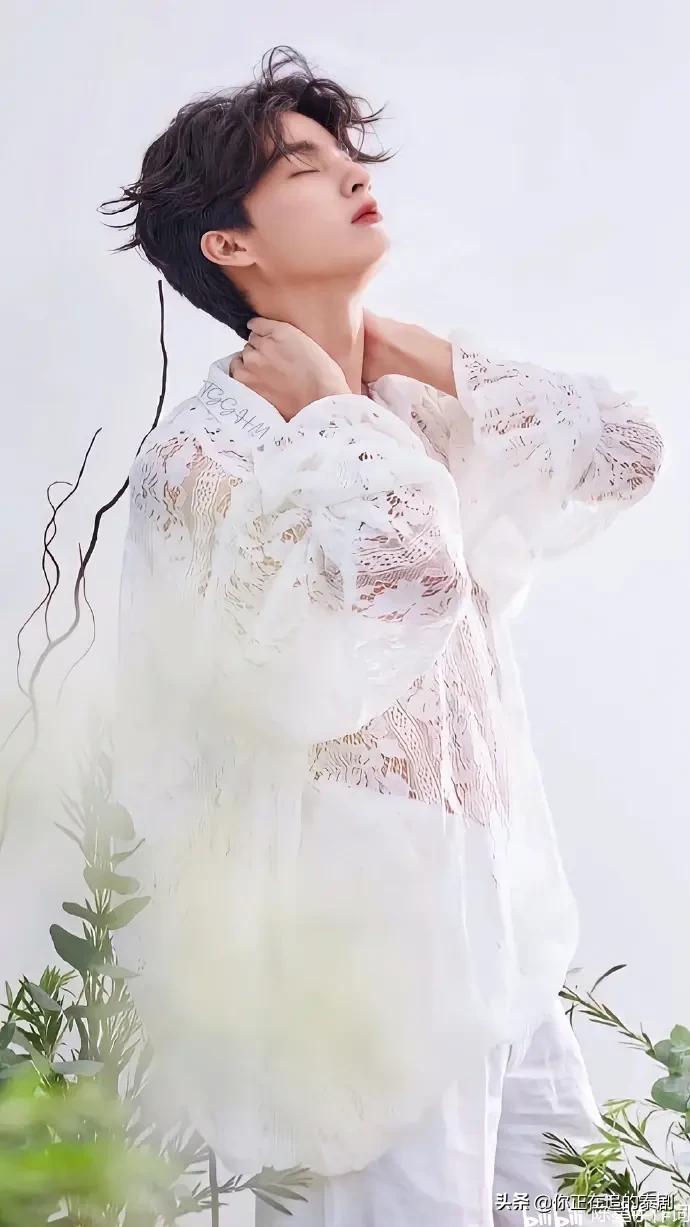 gulf泰国演员最新消息,泰星gulf在综艺节目唱的歌