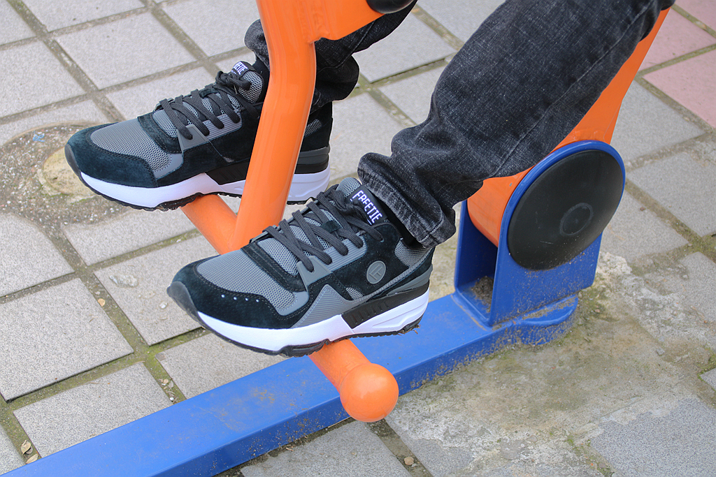 小米新百伦鞋子官方旗舰店直播,小米有品新款预售的板鞋