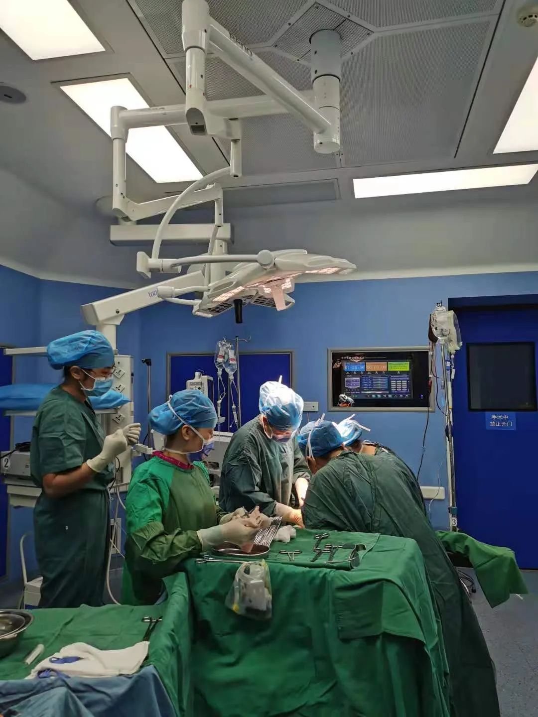 产妇大出血事件最新消息,生完孩子产妇大出血死亡