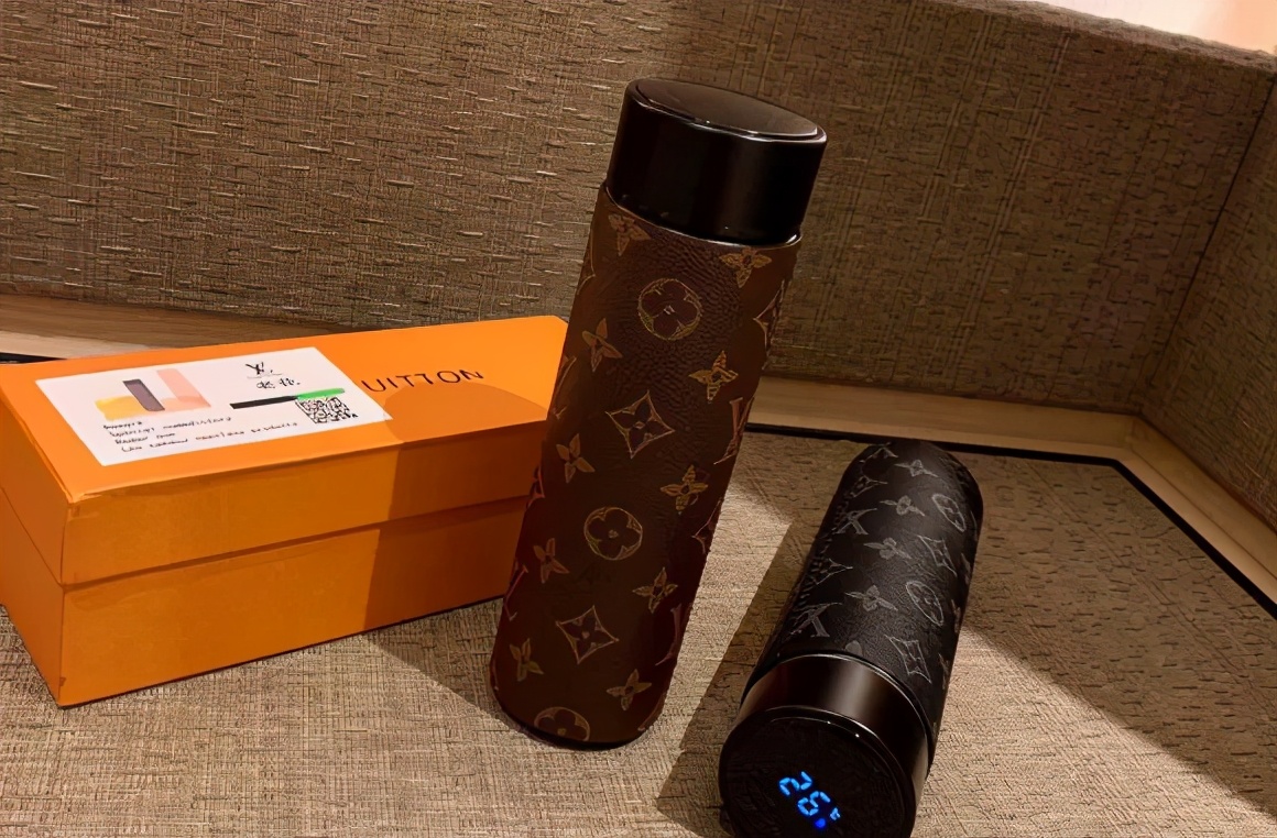 花400块钱买了一条裤,花了60块钱买了一条裤子