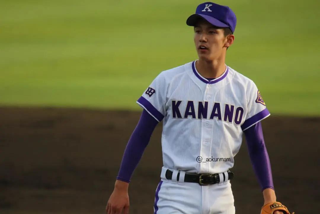 太害羞怎么谈恋爱,和体育生谈恋爱有多浪漫