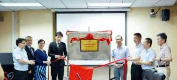 辛巴公益活动,辛巴弘扬慈善最新消息