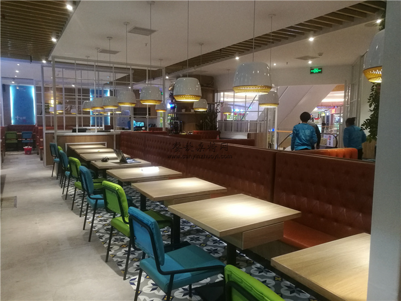 餐馆桌椅选购,小餐厅餐桌椅摆放