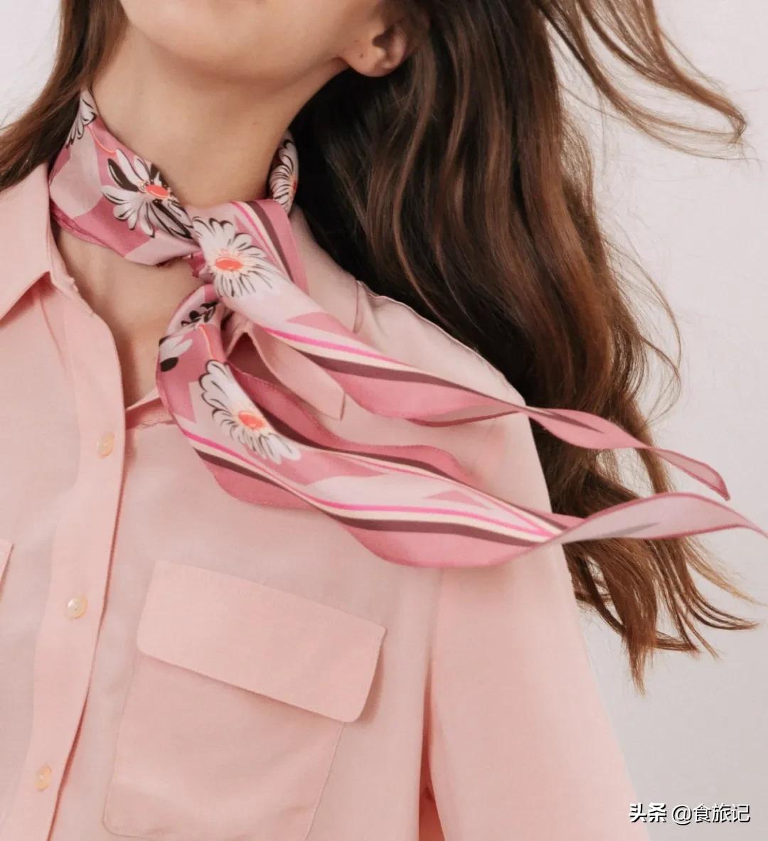 不要拒绝丝巾,正如不要拒绝春天