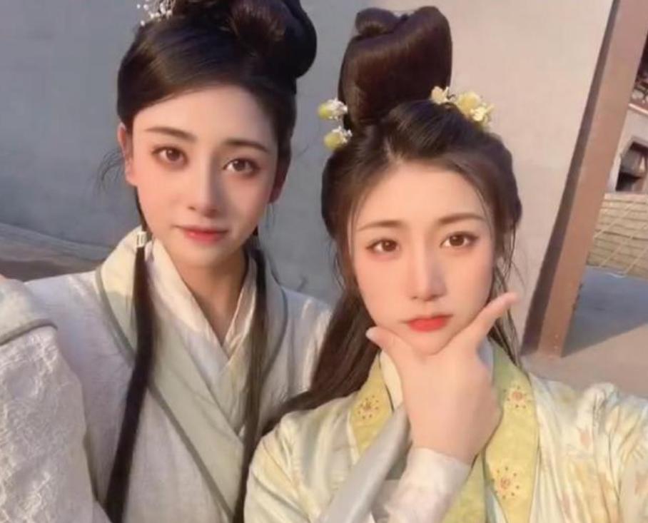 横店群演拜王宝强和赵丽颖,横店群演以王宝强激励自己