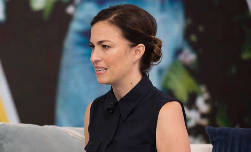 乔布斯为什么和生母相认,乔布斯是靠亲生父母成功的吗