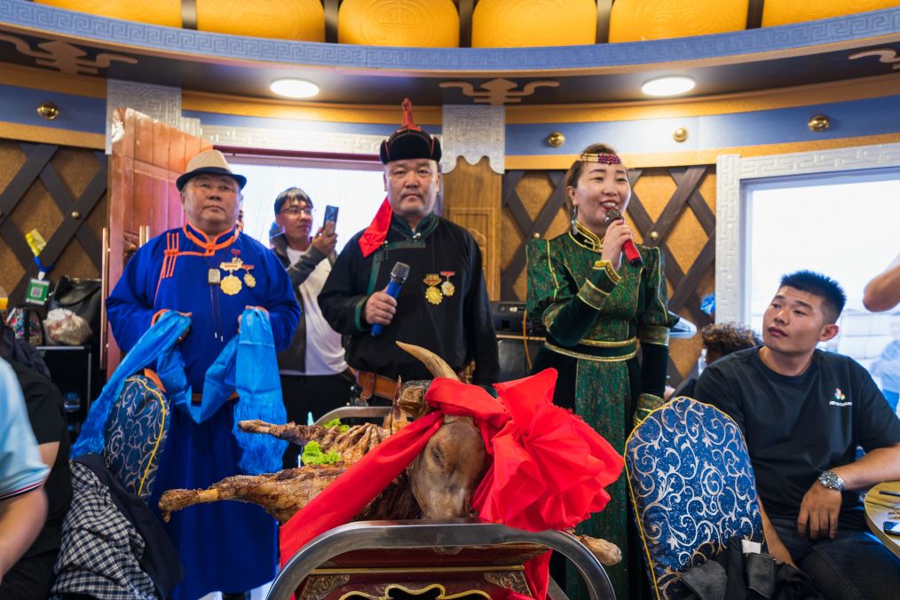 她是滔滔千里黄河的宠儿,阴山之下、河套之上的掌上明珠