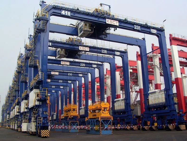 振华重工世界第一名,中国振华重工简介