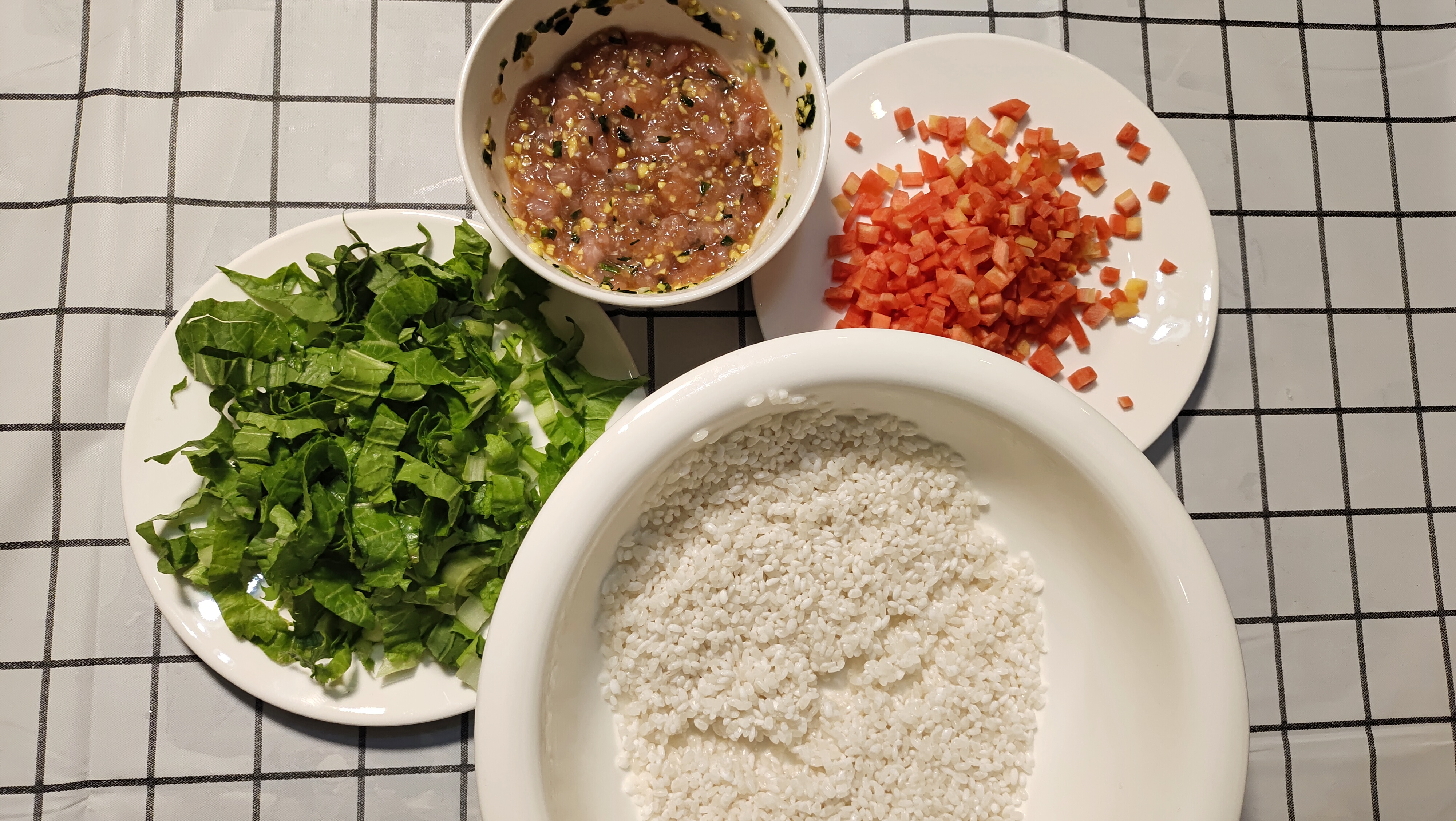 熬米粥米还用提前泡吗,熬米粥用什么大米熬的好喝