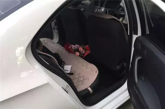 七八万买桑塔纳还是国产的好,家用车适不适合买桑塔纳