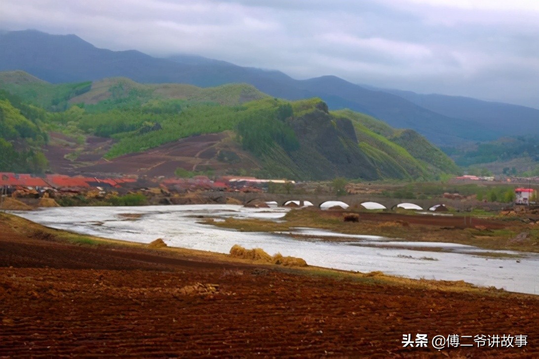 满族起源于布里亚特蒙古,满族起源于长白山山脉