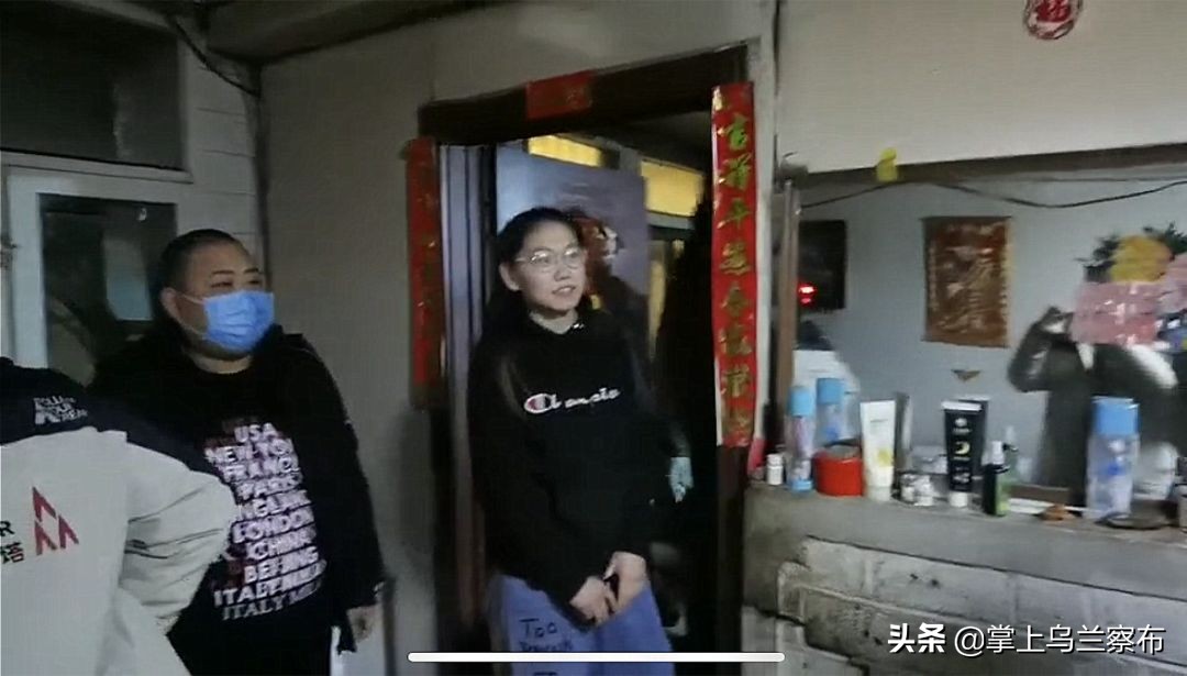 内蒙古通信行业突击小分队雪原急驰10小时帮助学生解决信号问题