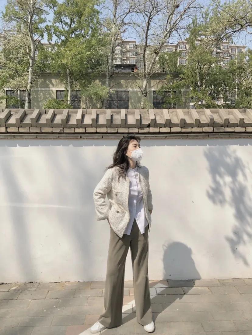 小白鞋烂大街是你没遇到这些款式,小白鞋问什么那么难穿