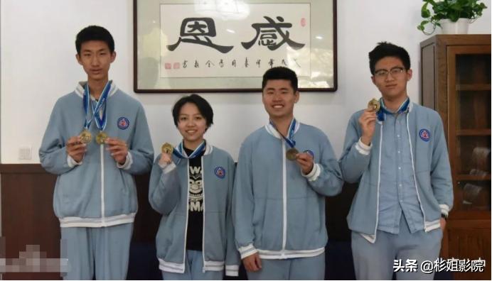 9岁一举成名,九岁成名一夜输光所有家产