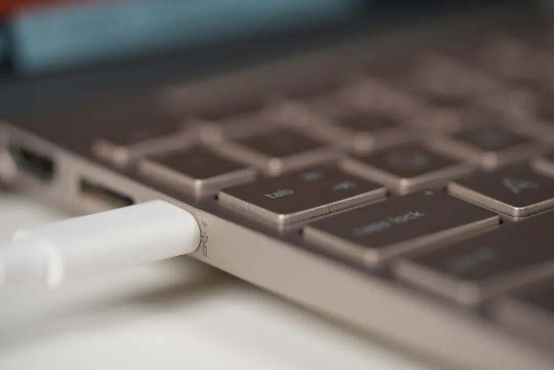 惠普星13air轻薄本锐龙版六千多,惠普星13air轻薄本锐龙版