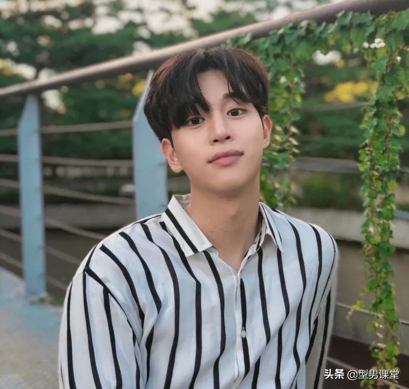 男生烫发三款建议,男生烫发的类型和效果