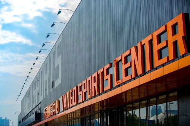 连续三年营业收入过千亿,万国体育上半年营业额