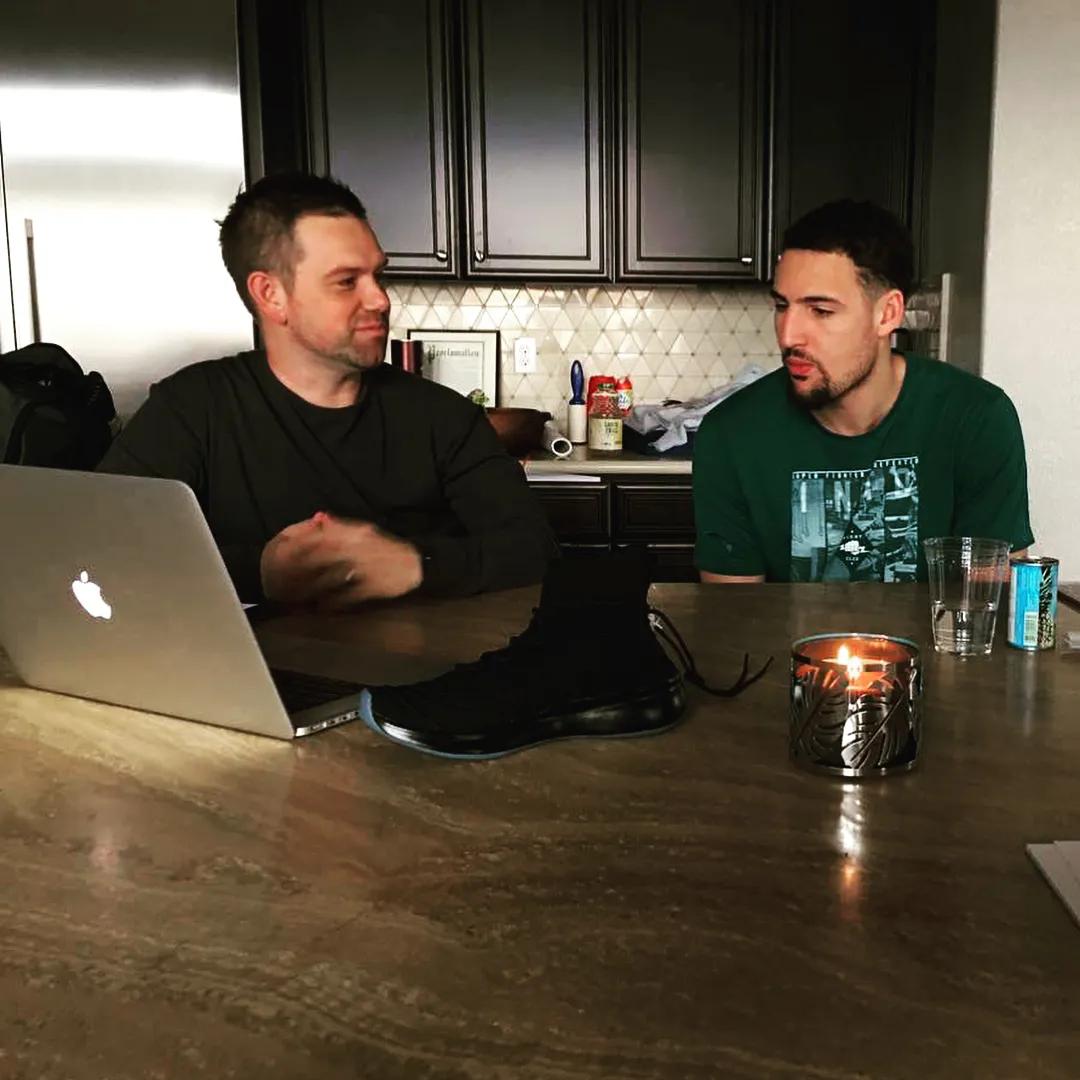 阿迪达斯adizerosl2.0配色,阿迪达斯adizero2.0