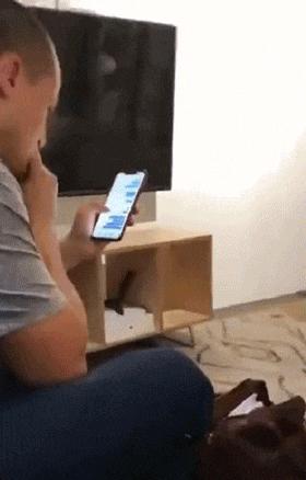 开心一刻gif搞笑动图,搞笑gif段子看起来能量满满