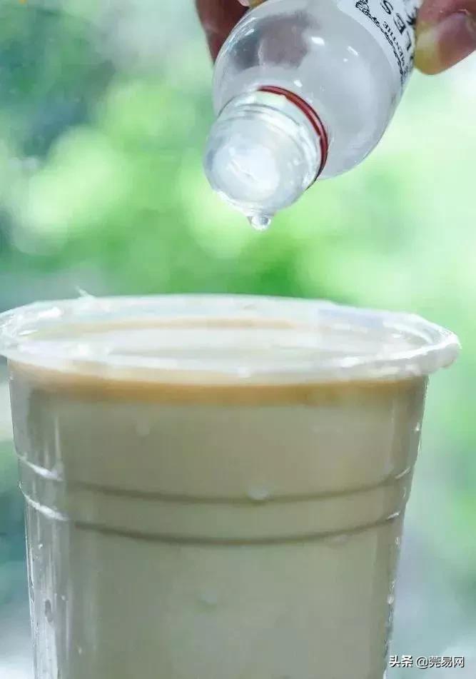 广东人手一瓶的神秘药水,能把白开水变成伏特加