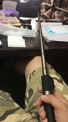 华为有线自拍杆的使用方法及操作,华为手机用自拍杆的使用方法图解