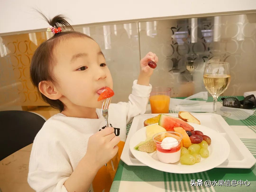 吃水果自助餐,吃水果的自助