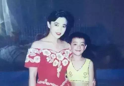 声入人心郑云龙慢慢喜欢你,声入人心郑云龙唱的歌