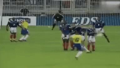 足坛十大精彩操作,足坛十大花式动作