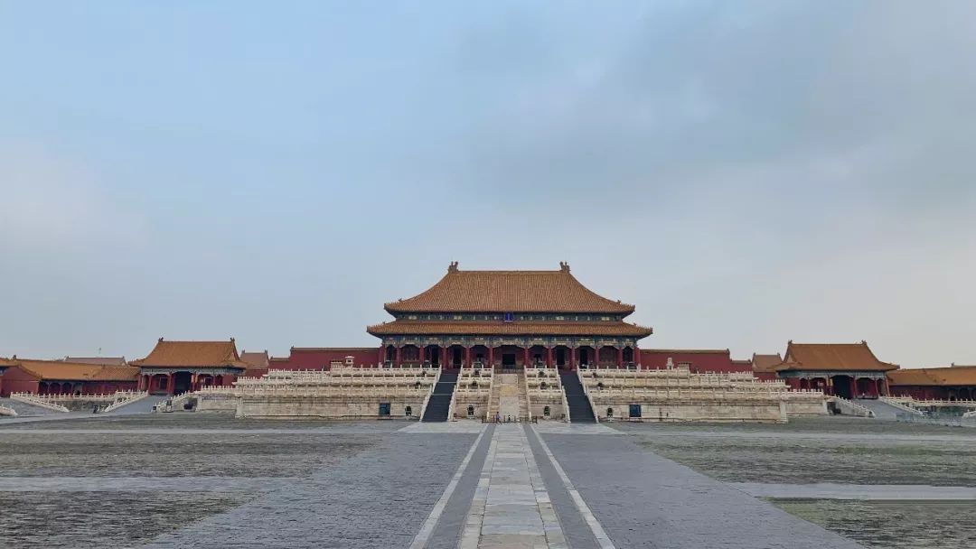 人山人海的景区怎么拍,如何在人山人海的景点拍照片