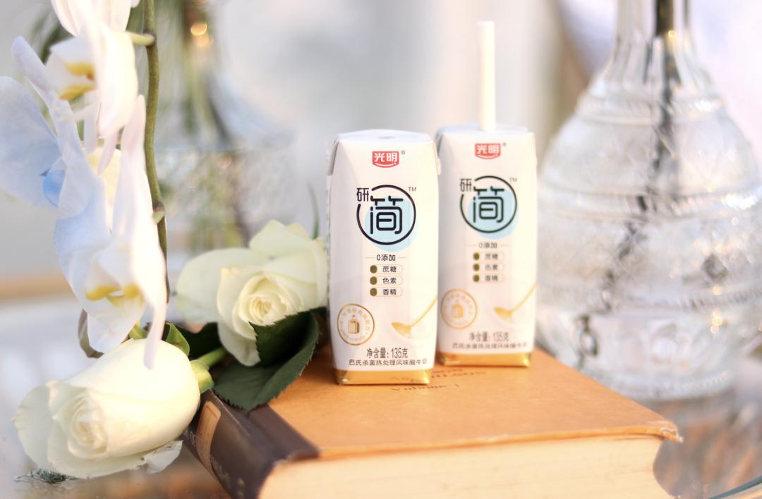 光明酸奶十多年前蓝色包装,光明酸奶十年前包装