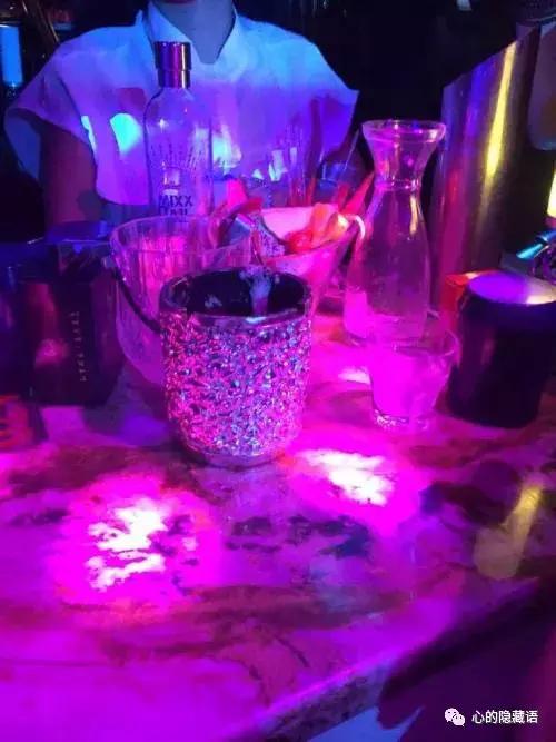 渡人如渡己渡己也是渡人,渡人渡己还是渡己渡人