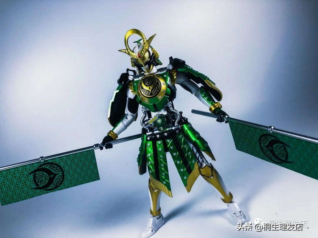 万代shf假面骑士斩月,假面骑士斩月胜吼形态shf