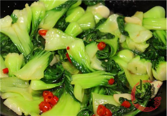 原来炒青菜也讲窍门，教你这么炒，色泽翠绿口感脆爽，简单又营养