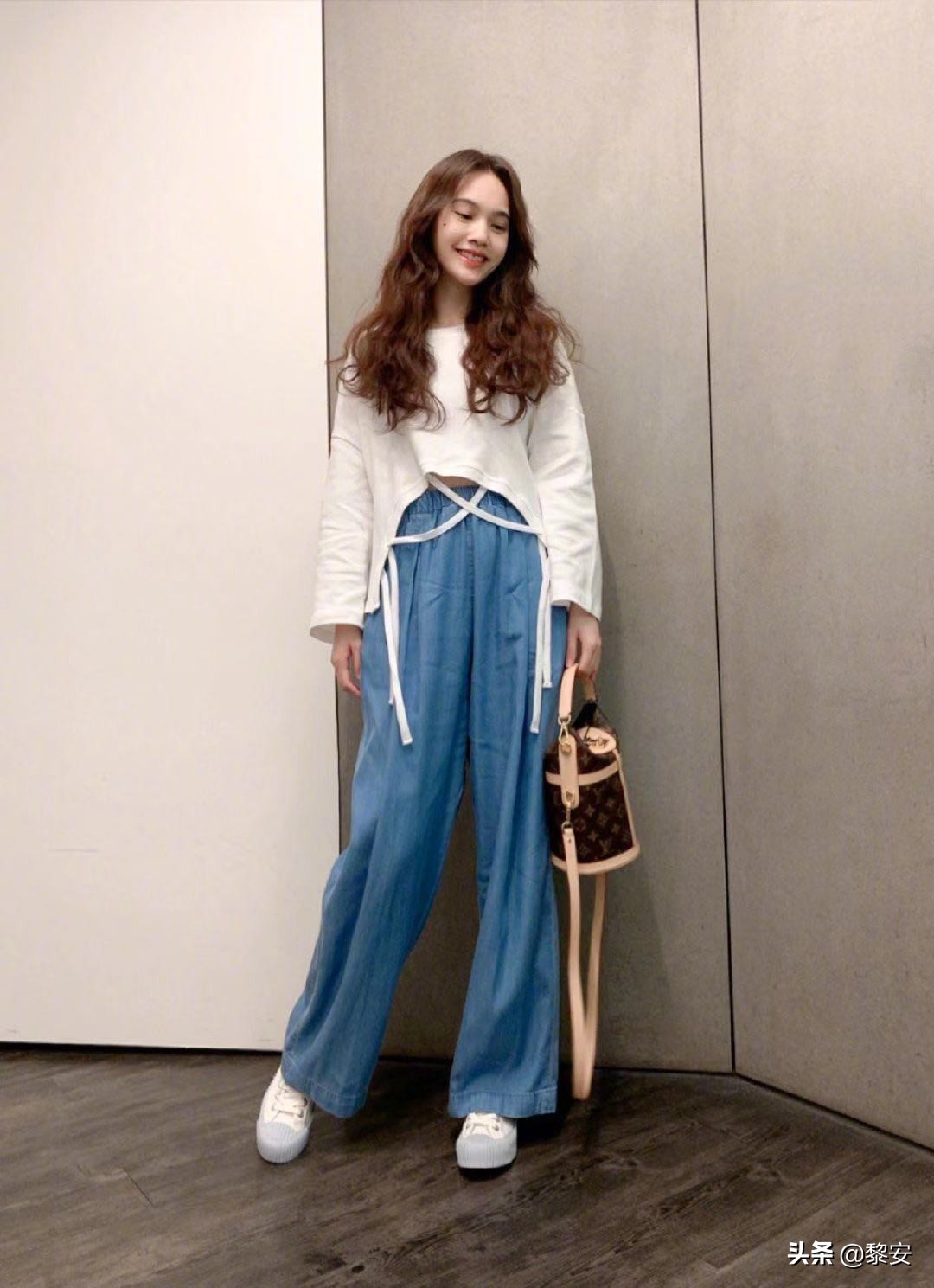 林允穿什么鞋好看,林允同款古驰运动鞋