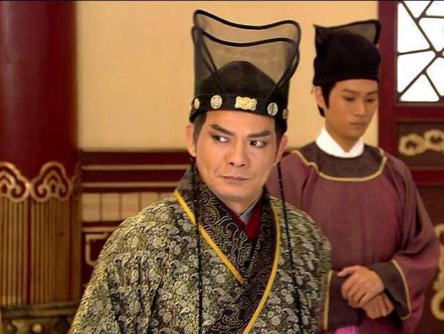 为什么唐朝中后期的宦*能官**够左右政局?这得从宦官的职务变化说起