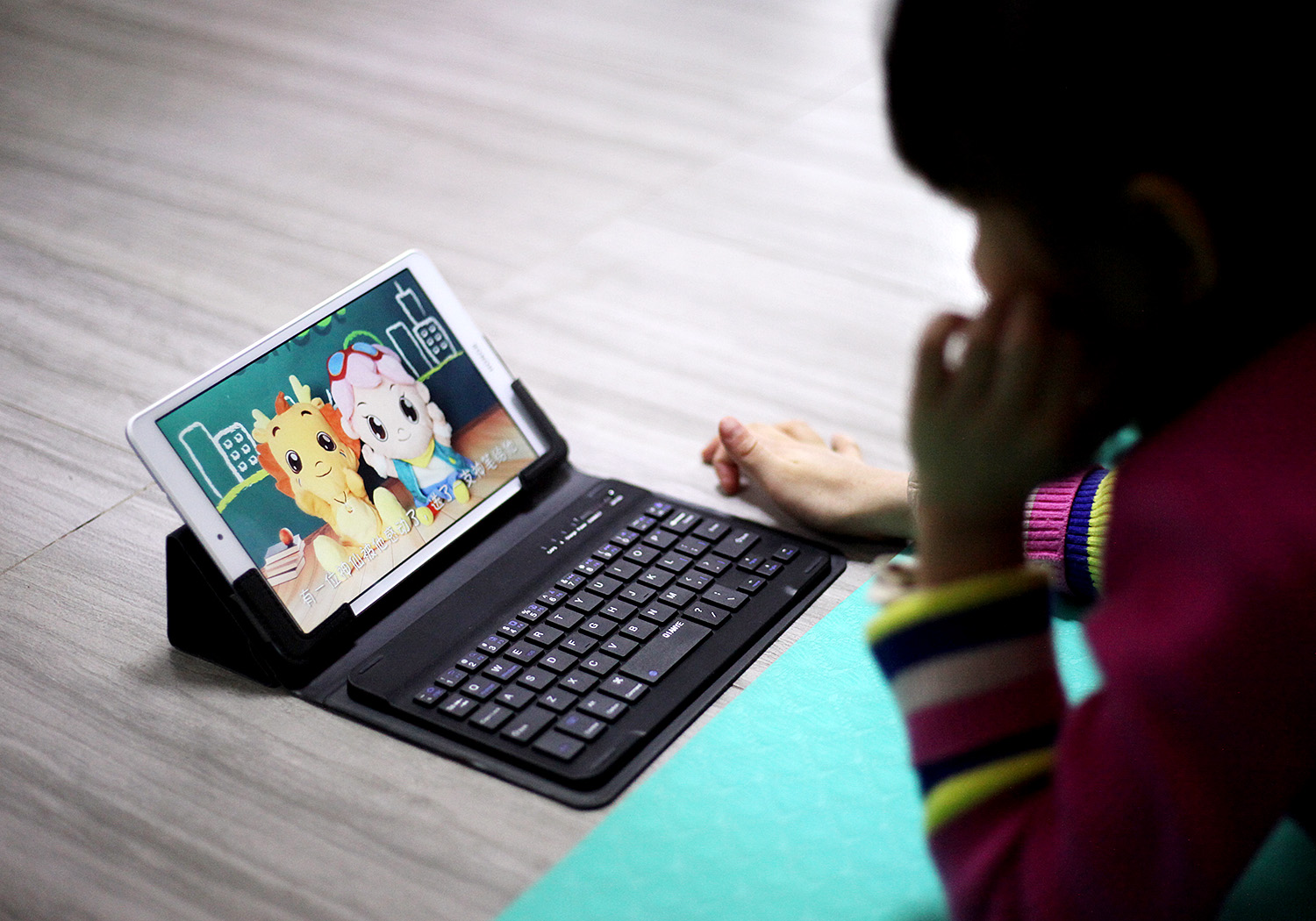 荣耀平板58英寸几几年出的,荣耀平板58寸评测